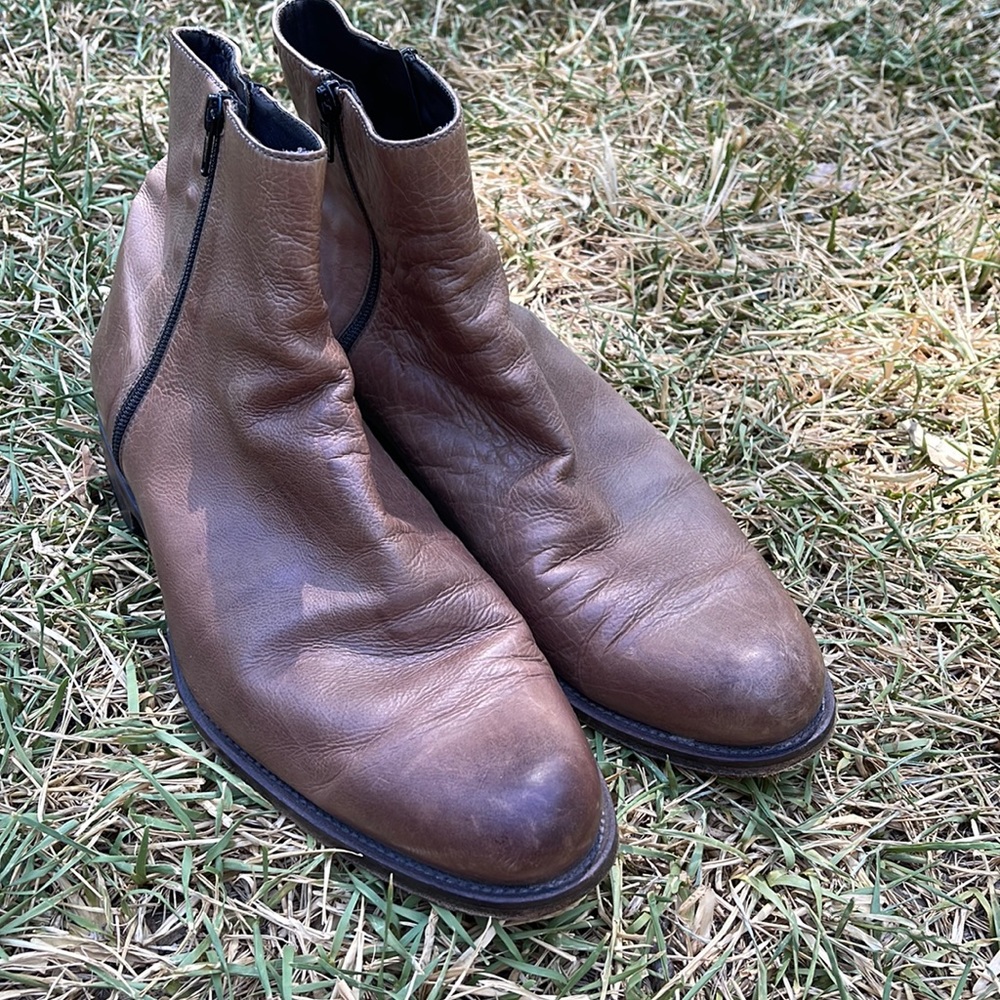 MAGNANNI Double Zip Soft Brown Leather Ankle Boots Size 11 Made In Spain.